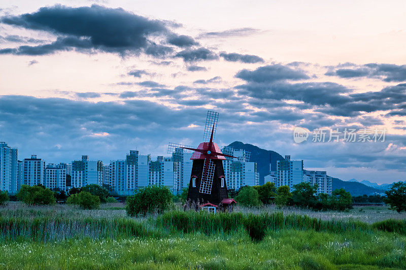 索雷湿地早晨 VD702